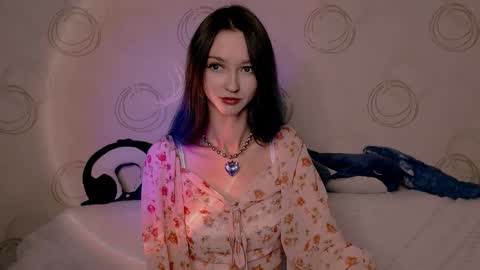 mermaidvibestides online show from November 30, 2025, 11:09 pm