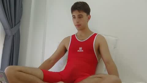 Snapshot of merry_mark chatting on June 20, 2026, 2:47 am Mark online show from June 20, 2026, 2:47 am