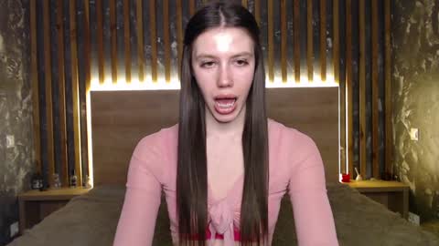 Emilia online show from February 3, 2025, 8:35 pm