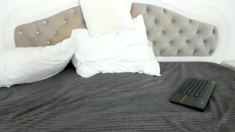 Mary online show from September 12, 2025, 6:02 am