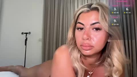 Snapshot of meryanne_hot chatting on March 27, 2026, 10:20 pm Meryanne hot online show from March 27, 2026, 10:20 pm