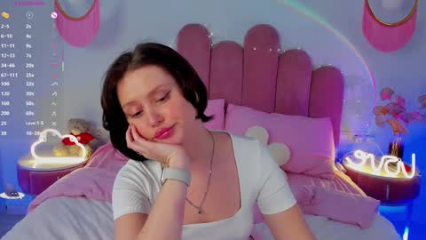 Anna online show from March 7, 2025, 9:40 am