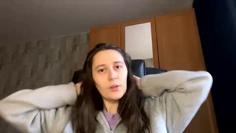 Jessica online show from November 13, 2025, 10:14 am