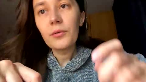 Jessica online show from December 19, 2025, 7:43 pm