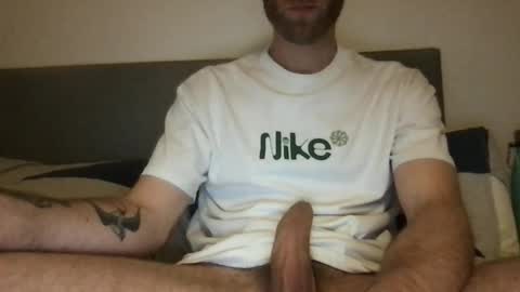 messageme11 online show from November 10, 2025, 10:09 pm