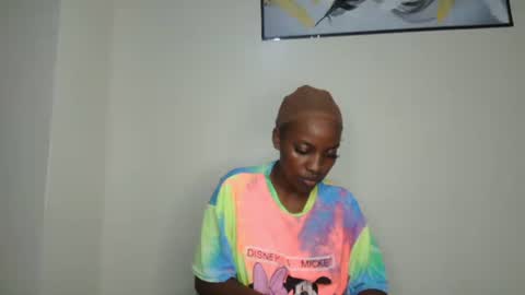Snapshot of messyluna chatting on May 20, 2026, 5:41 pm meggy and bree online show from May 20, 2026, 5:41 pm