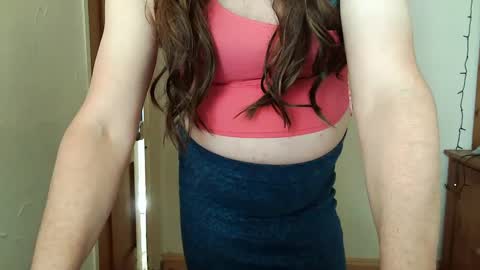 messyxdresser online show from March 3, 2025, 12:48 pm