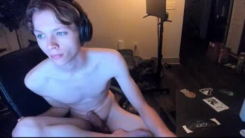 metalhedzoomer online show from December 1, 2025, 8:08 am