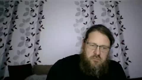 Snapshot of metallbuddy chatting on May 7, 2026, 6:24 pm ask me online show from May 7, 2026, 6:24 pm