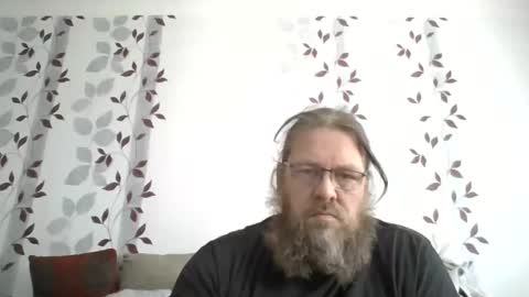 Snapshot of metallbuddy chatting on May 10, 2026, 9:03 am ask me online show from May 10, 2026, 9:03 am