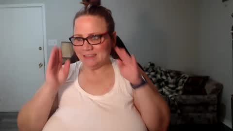 Mommy Jaxx online show from December 20, 2024, 4:31 am