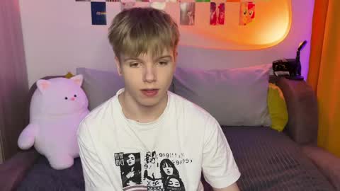 Arthur online show from April 21, 2026, 8:34 pm