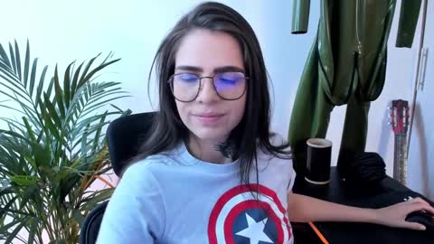 Meurif online show from September 24, 2025, 2:42 pm