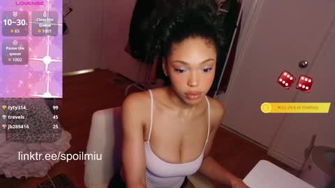 mew2wo online show from November 5, 2025, 7:30 am