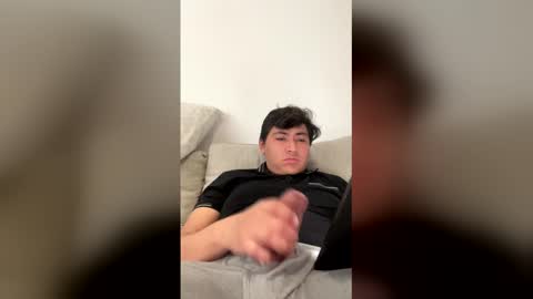 mexicanguy12inch online show from March 10, 2026, 12:04 am
