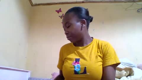 Snapshot of meybel chatting on August 3, 2026, 4:44 am Meybel online show from August 3, 2026, 4:44 am