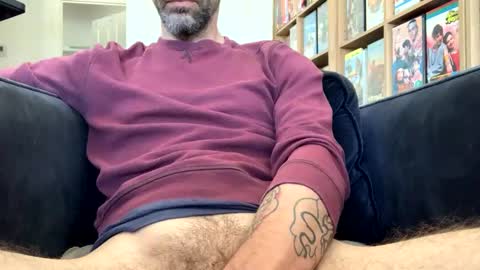 Snapshot of mezzcal chatting on October 3, 2025, 7:11 pm mezzcal online show from October 3, 2025, 7:11 pm