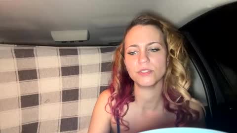 mezzy69 online show from December 26, 2024, 9:33 am