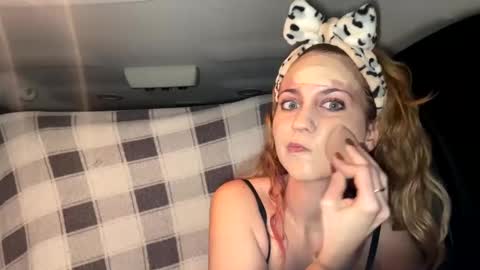 mezzy69 online show from January 7, 2025, 9:07 am