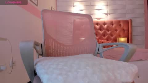 melissa online show from March 8, 2025, 9:06 am