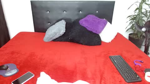 mhia1972 online show from February 27, 2025, 5:04 pm