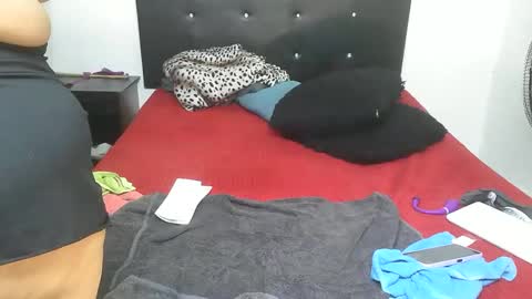 mhia1972 online show from February 10, 2026, 5:06 pm