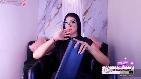 Snapshot of mhia_kate chatting on May 27, 2026, 12:13 pm Mhia Kate online show from May 27, 2026, 12:13 pm