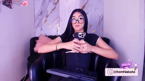 Mhia Kate online show from June 30, 2026, 12:17 pm