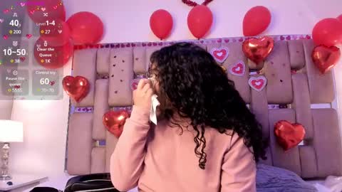 Mia online show from February 12, 2025, 10:24 am