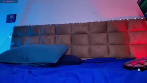 Emi online show from September 30, 2025, 7:41 pm