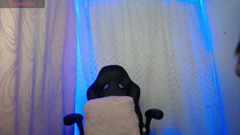 miaa  online show from April 16, 2026, 7:47 pm