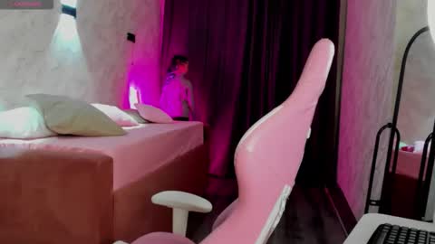 Snapshot of mia__caprice chatting on November 18, 2025, 12:49 am Mia GMT7 Mon Tue Wen Thur 1000am-0300pm Sat 0300am-0900am online show from November 18, 2025, 12:49 am