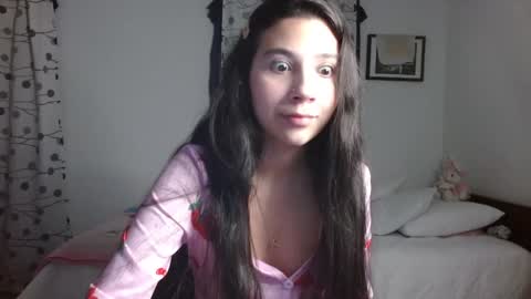 Mia online show from January 17, 2025, 1:04 am