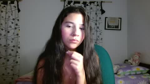 Mia online show from February 4, 2025, 11:16 pm