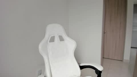 Snapshot of mia_adams66 chatting on March 7, 2025, 5:06 pm Mia adams online show from March 7, 2025, 5:06 pm