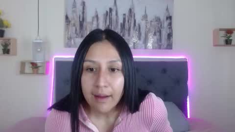 M I A  A Y R A online show from November 2, 2025, 3:14 pm