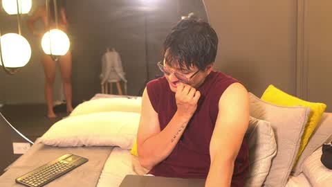 Belmont and Mia online show from March 25, 2026, 6:47 pm