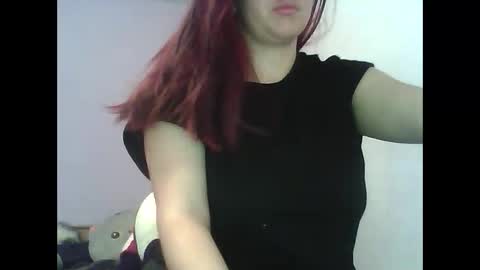 Snapshot of mia_berris chatting on May 18, 2026, 4:57 pm mia_berris online show from May 18, 2026, 4:57 pm