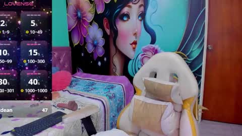 Mia online show from February 10, 2025, 9:04 pm