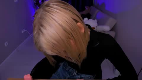 Snapshot of mia_blush_ chatting on January 30, 2025, 3:51 pm Mia online show from January 30, 2025, 3:51 pm