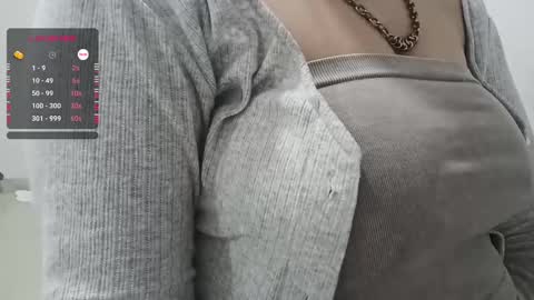 mia_boone online show from January 24, 2025, 3:24 pm