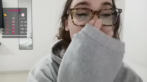 mia_boone online show from January 24, 2025, 6:25 pm