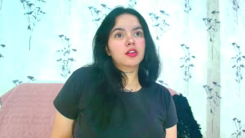 Mia  online show from March 11, 2025, 12:06 pm