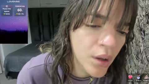 MIA CARTER online show from October 10, 2025, 7:46 pm