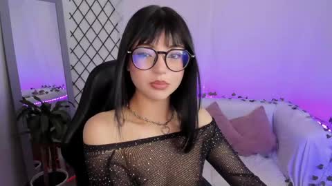 Snapshot of mia_collins_b chatting on May 23, 2026, 10:25 pm mia_collins_b online show from May 23, 2026, 10:25 pm