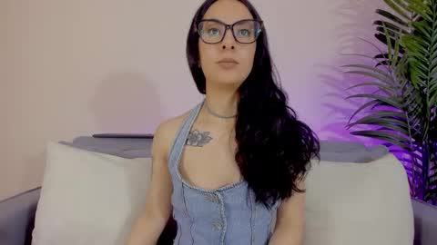 Snapshot of mia_daniellshot chatting on June 7, 2026, 1:59 pm Sarah Luna online show from June 7, 2026, 1:59 pm