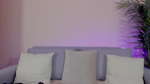 Snapshot of mia_daniellshot chatting on June 13, 2026, 12:36 pm Sarah Luna online show from June 13, 2026, 12:36 pm