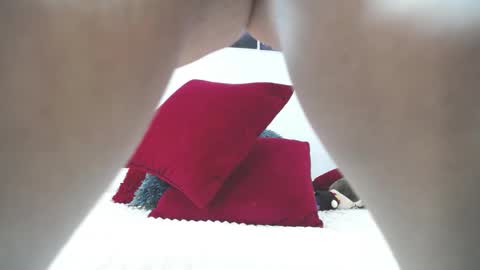 Mia online show from January 28, 2025, 12:57 am