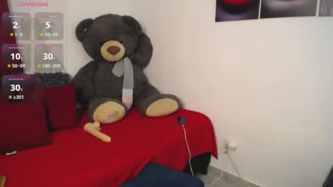Snapshot of mia_downson chatting on June 27, 2026, 12:22 pm Mia online show from June 27, 2026, 12:22 pm