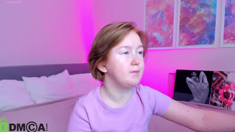 Mia online show from October 26, 2025, 2:17 am